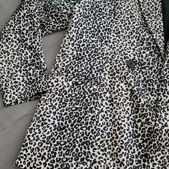Nine West Cheetah Blazer - Picture 6 of 15